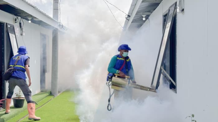 Relawan Kemenkes Kendalikan Risiko DBD di Huntara Warga Terdampak Bencana Aceh Tamiang