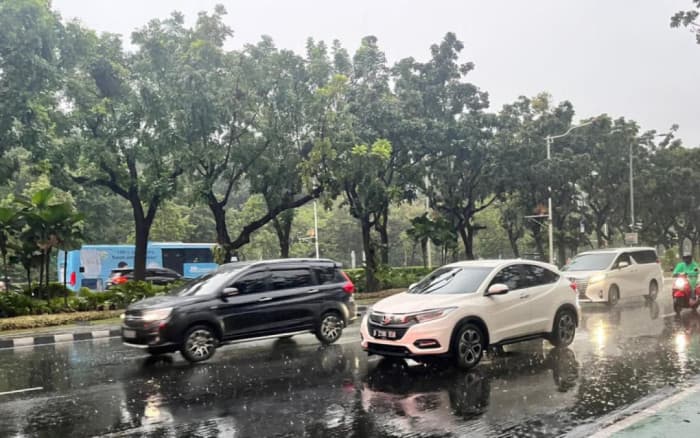 BMKG: Jakarta Berawan hingga Hujan Sedang Sepanjang Sabtu